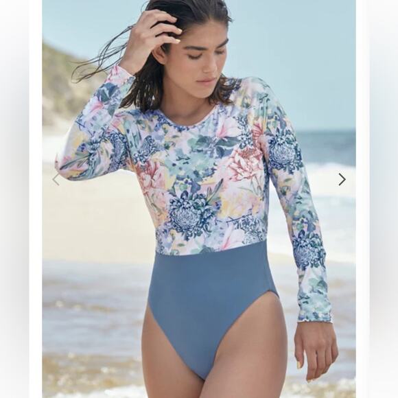 Phax Paddle Suit in a floral print top & solid bottom. Medium coverage. NWT - Picture 3 of 8